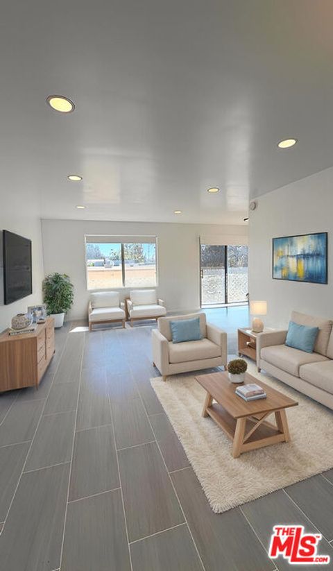 3734 S Canfield Avenue 228 Los Angeles CA 90034