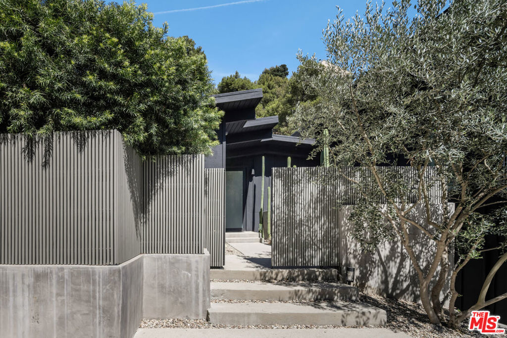 2538 Greenvalley Road