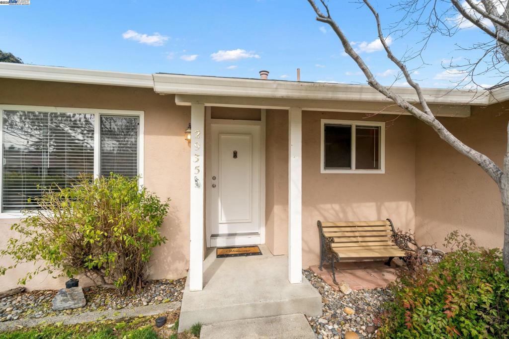 Properties 2 2935 Pine Valley Rd