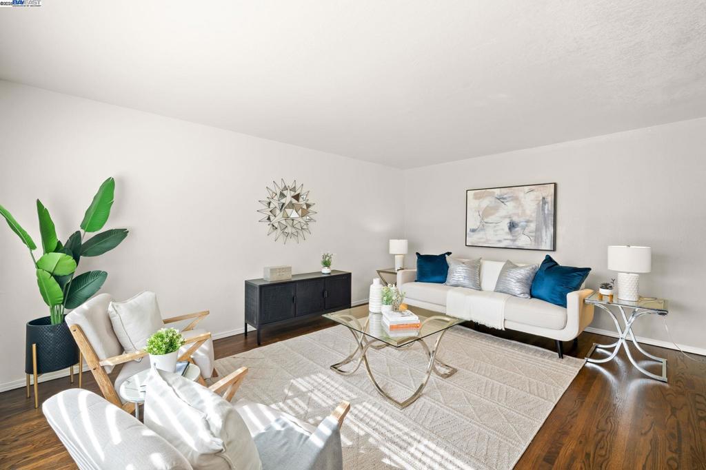 Properties 3 2935 Pine Valley Rd