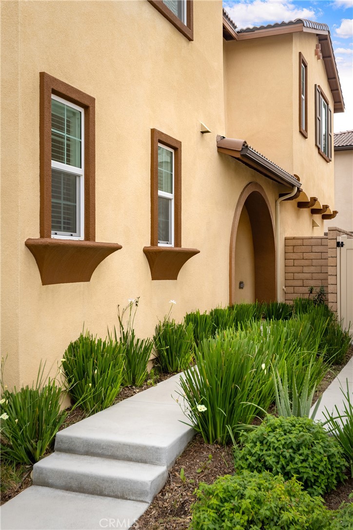 2972 E Calgary Street