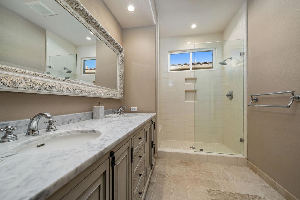 Indian Ridge - Residential