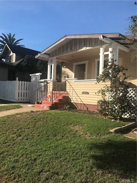 Photo of 215 S Broadway, Redondo Beach, CA 90277 (MLS # SB26117193)