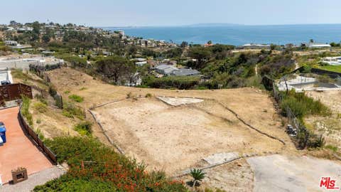 Photo of 3440 Cloudcroft Drive, Malibu, CA 90265 (MLS # 26671881)