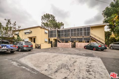 Photo of 3125 London Street, Los Angeles, CA 90026 (MLS # 25596397)