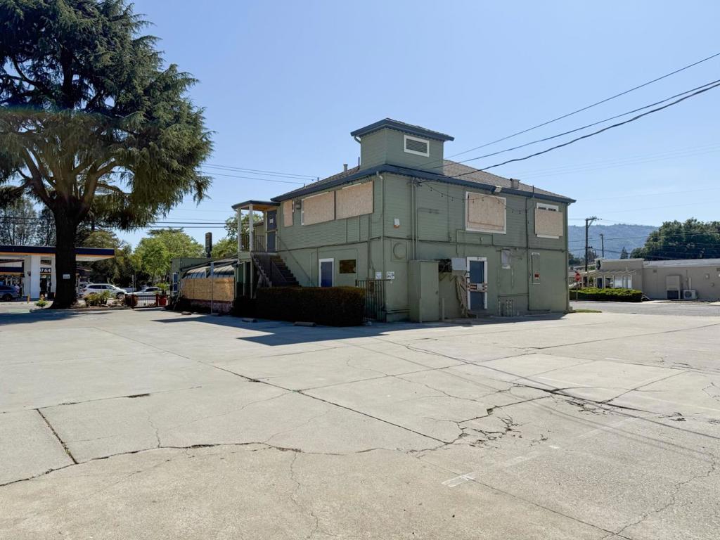 383 1st Street