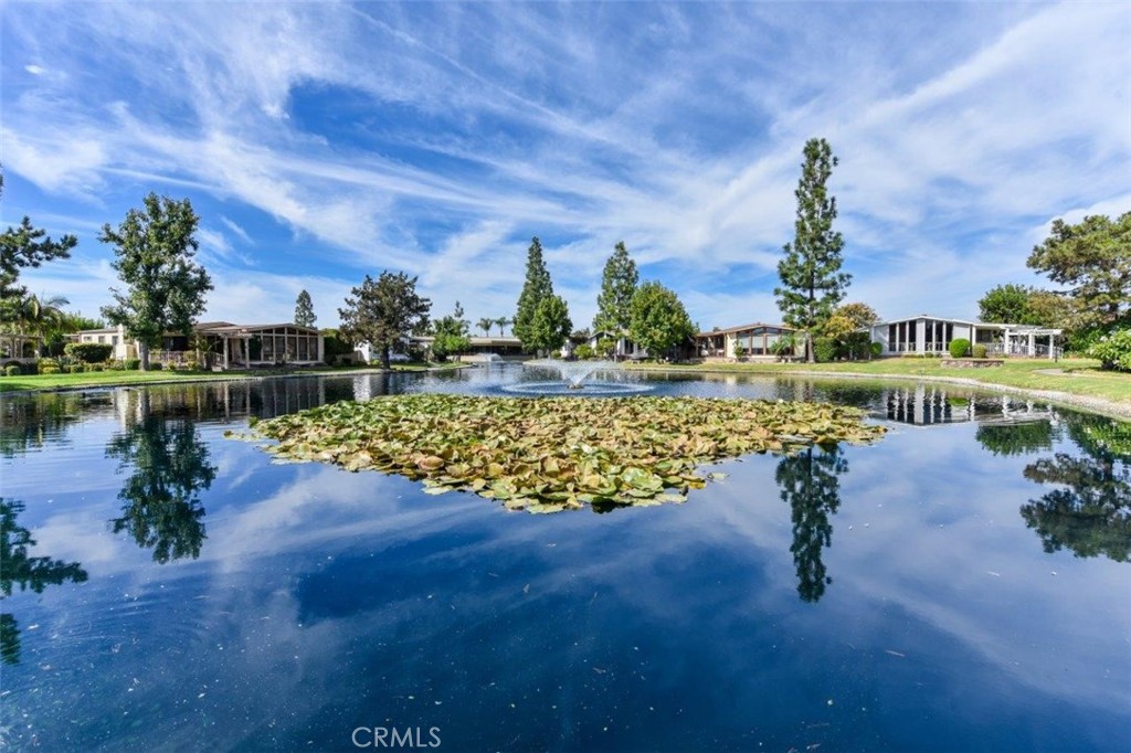 Lake Park Brea - Manufactured In Park