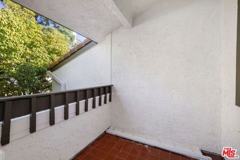 Tiny photo for 1732 Palisades Drive, Pacific Palisades, CA 90272 (MLS # 25615585)