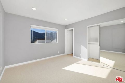 Tiny photo for 1732 Palisades Drive, Pacific Palisades, CA 90272 (MLS # 25615585)