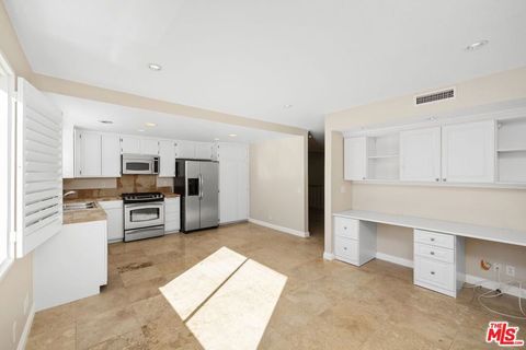 Tiny photo for 1732 Palisades Drive, Pacific Palisades, CA 90272 (MLS # 25615585)