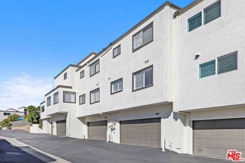 Tiny photo for 1732 Palisades Drive, Pacific Palisades, CA 90272 (MLS # 25615585)