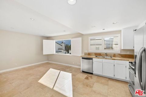 Tiny photo for 1732 Palisades Drive, Pacific Palisades, CA 90272 (MLS # 25615585)