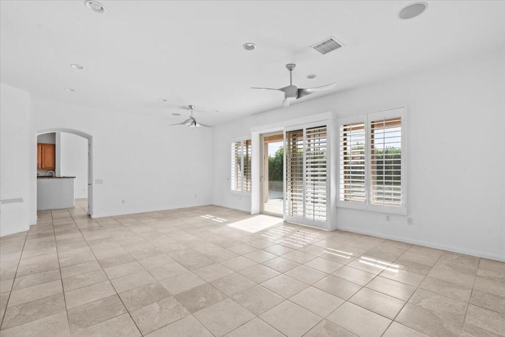 80735 Camino Santa Elise