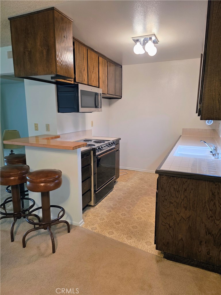 412 N Bellflower Boulevard 220