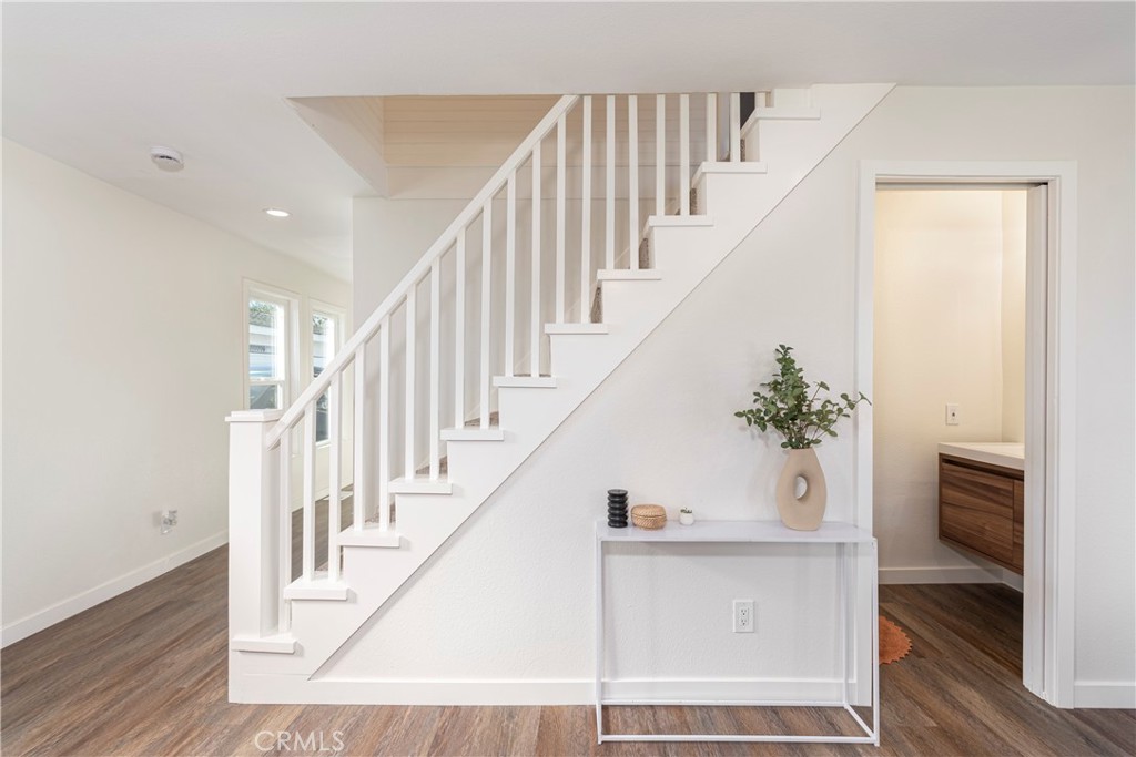 1887 Saint Louis Avenue