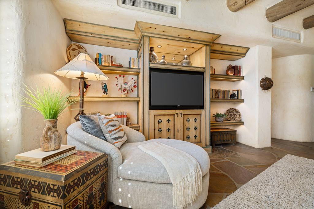 Old Las Palmas - Residential