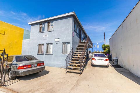 Photo of 1425 W Jefferson Blvd, Los Angeles, CA 90007 (MLS # OC26159156)
