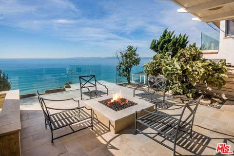 Photo of 517 Paseo De La Playa, Redondo Beach, CA 90277 (MLS # 26839983)