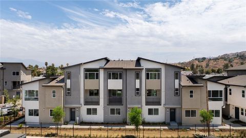 1114 Santo Antonio Drive Colton CA 92324