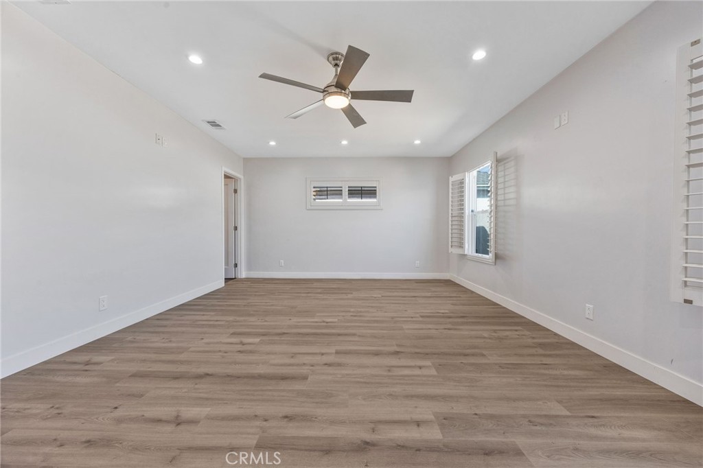 Lakewood Park/Long Beach (LLB) - Residential