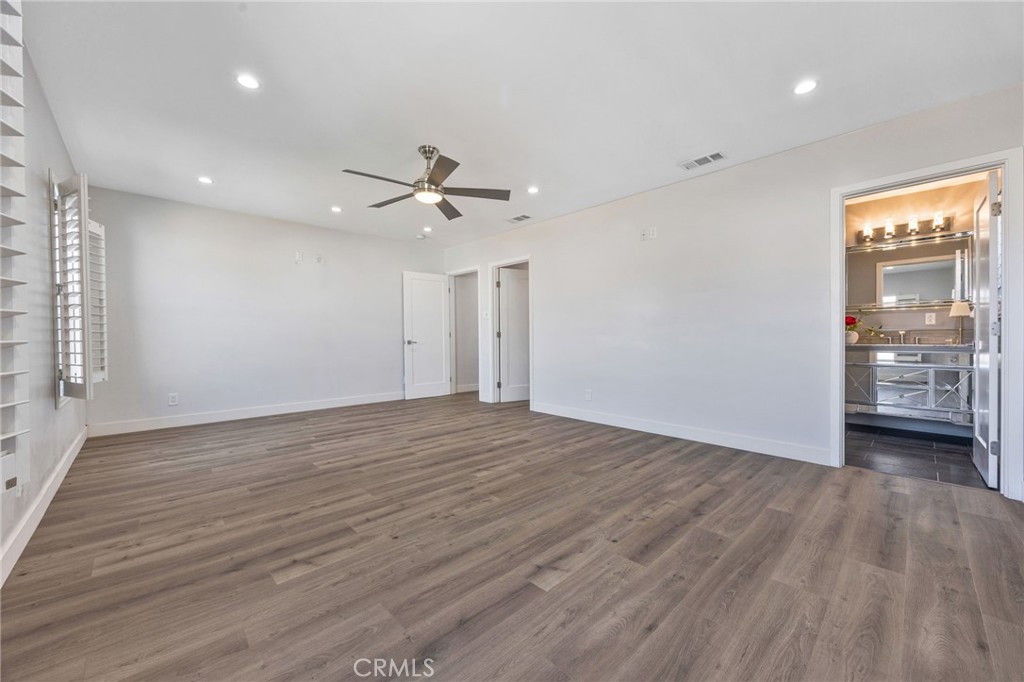 Lakewood Park/Long Beach (LLB) - Residential