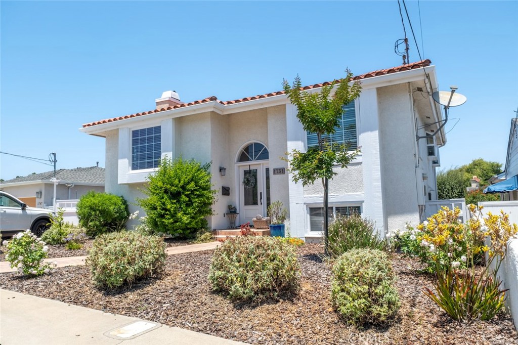 Discover comfort and convenience in this 3-bedroom, 3-bathroom home with 2,152 square feet of thoughtfully designed living space in the heart of East Manhattan Beach. All three bedrooms are located on the lower level, providing an easy, functional layout for family living. The spacious primary suite features an en-suite bath and plenty of closet space, while two additional bedrooms and bathrooms offer flexibility for family, guests, or a home office setup. Upstairs, you’ll find a welcoming living area filled with natural light and views of the mountains, seamlessly connected to the dining room and an additional eating or working area. The kitchen features a breakfast bar and opens to the dining space, making it ideal for casual meals or entertaining friends and family. Step outside to enjoy sustainable, low-maintenance landscaping that provides a peaceful setting for morning coffee or evening relaxation. Additional highlights include a detached two-car garage, a dedicated laundry area, and a prime East Manhattan Beach location close to
award-winning schools, local parks, dining, shopping, and just minutes to the beach. When you buy here, you're buying a lifestyle!