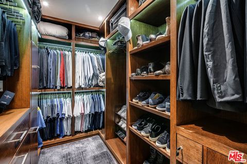 Tiny photo for 11680 Montana Avenue #302, Los Angeles, CA 90049 (MLS # 25591595)
