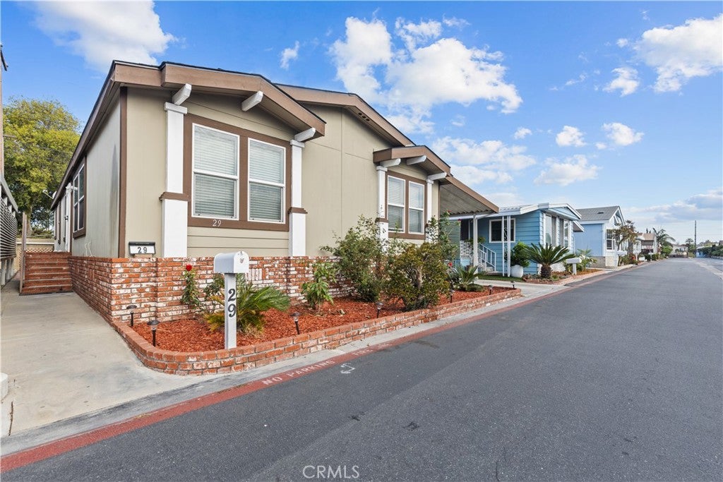 3050 W Ball Rd 29