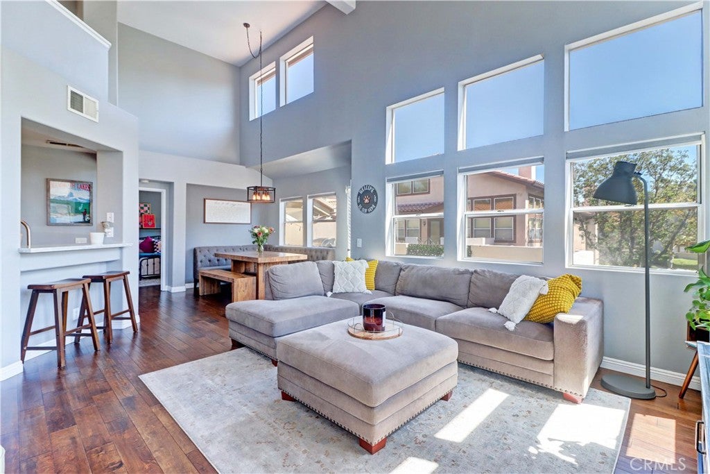 103 Camino Del Oro