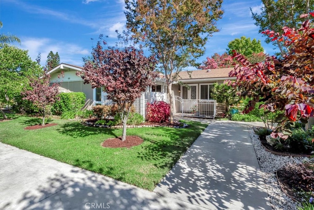 369 Avenida Castilla C