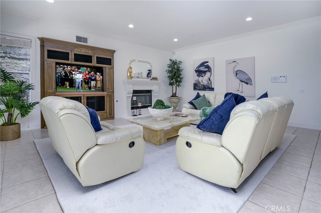 Montecito (VDV) (MONT) - Residential