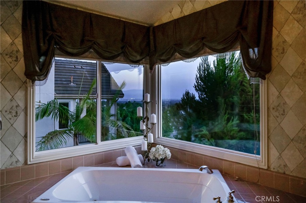 Montecito (VDV) (MONT) - Residential