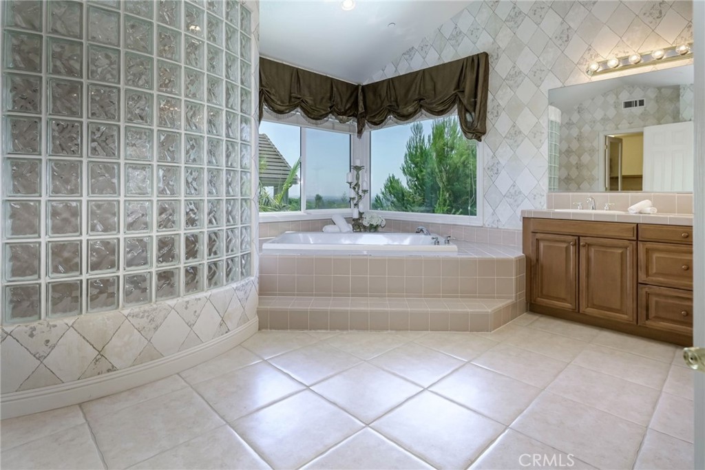 Montecito (VDV) (MONT) - Residential