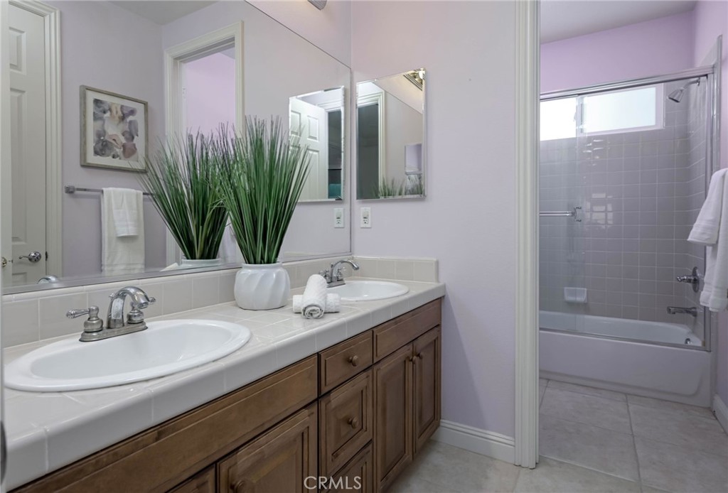 Montecito (VDV) (MONT) - Residential