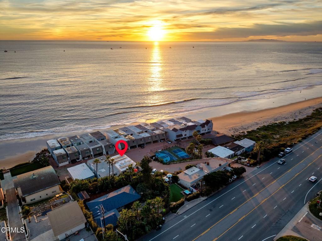 Photo of 11770 Pacific Coast Highway #U, Malibu, CA 90265 (MLS # V1-33682)