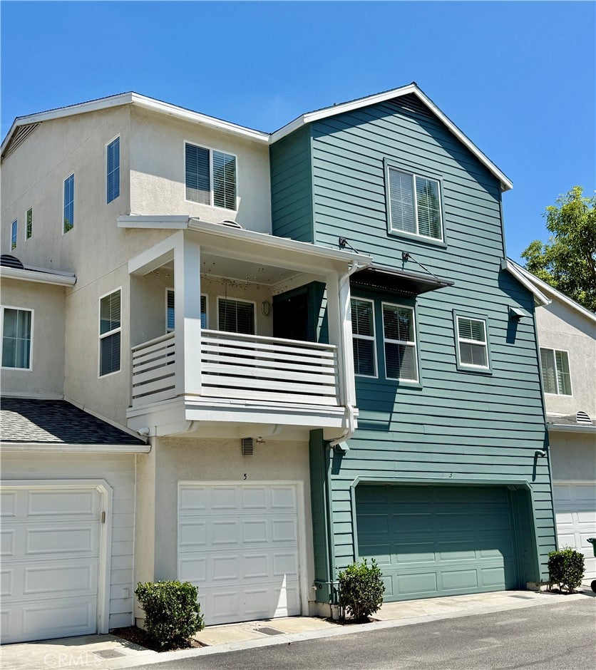 5 Quartz Ln