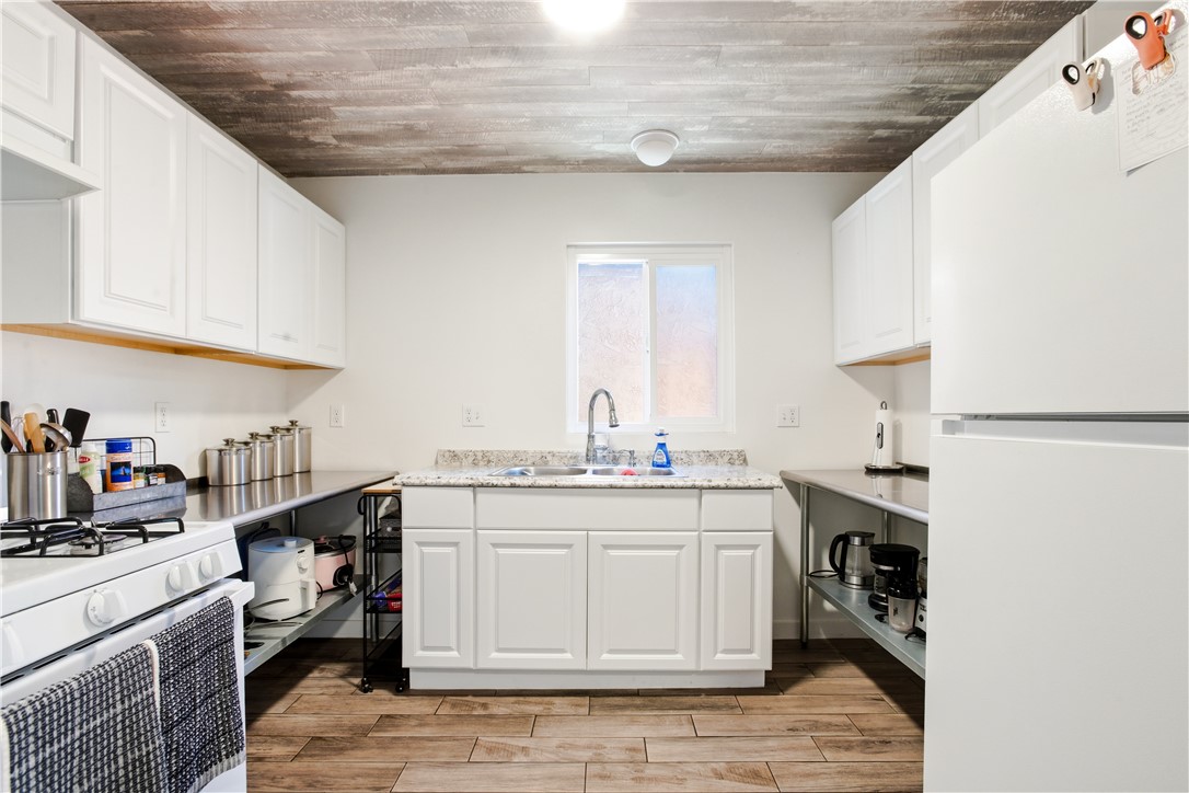 207 E Morningside Street