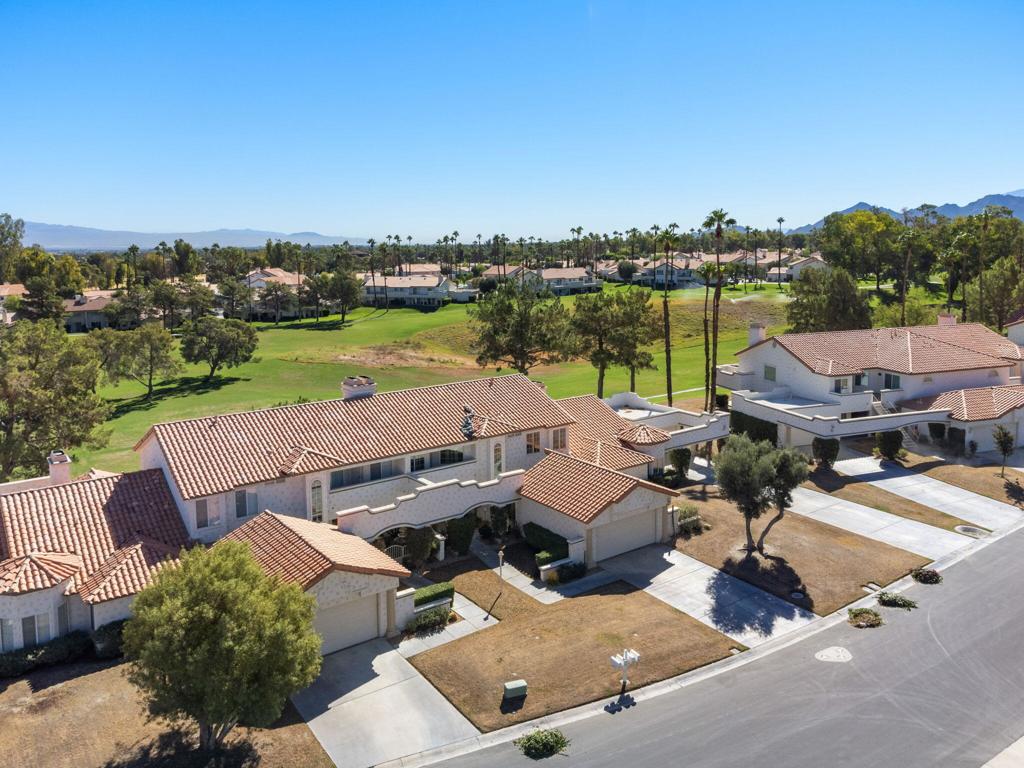 Desert Falls C.C. - Residential Lease