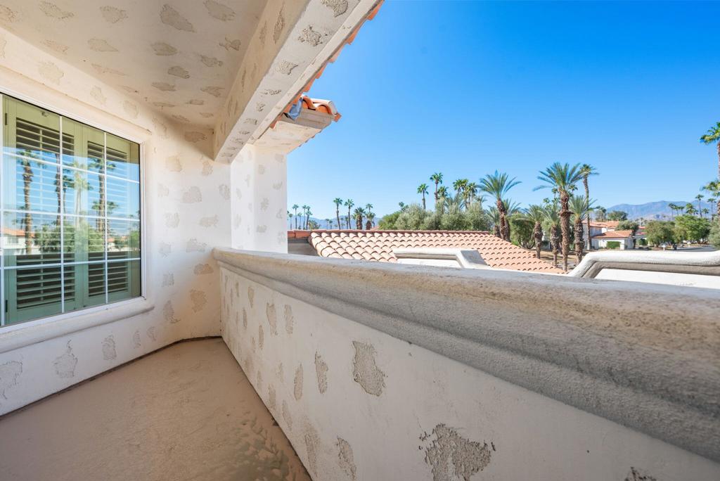 Desert Falls C.C. - Residential Lease