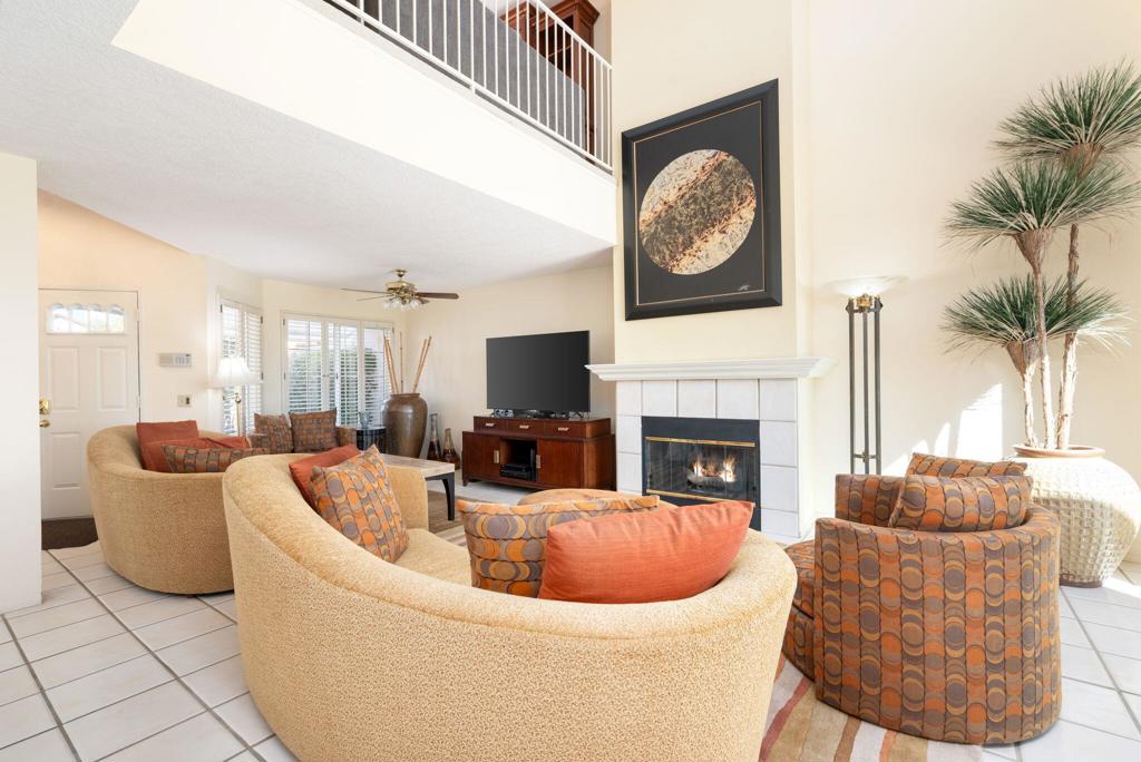 Desert Falls C.C. - Residential Lease