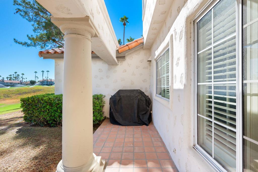 Desert Falls C.C. - Residential Lease