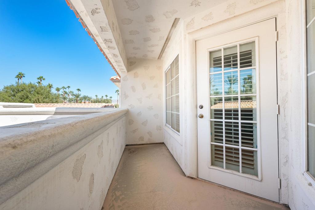 Desert Falls C.C. - Residential Lease