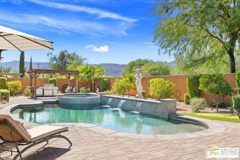 Photo of 33 Alicante Circle, Rancho Mirage, CA 92270 (MLS # 26999883PS)