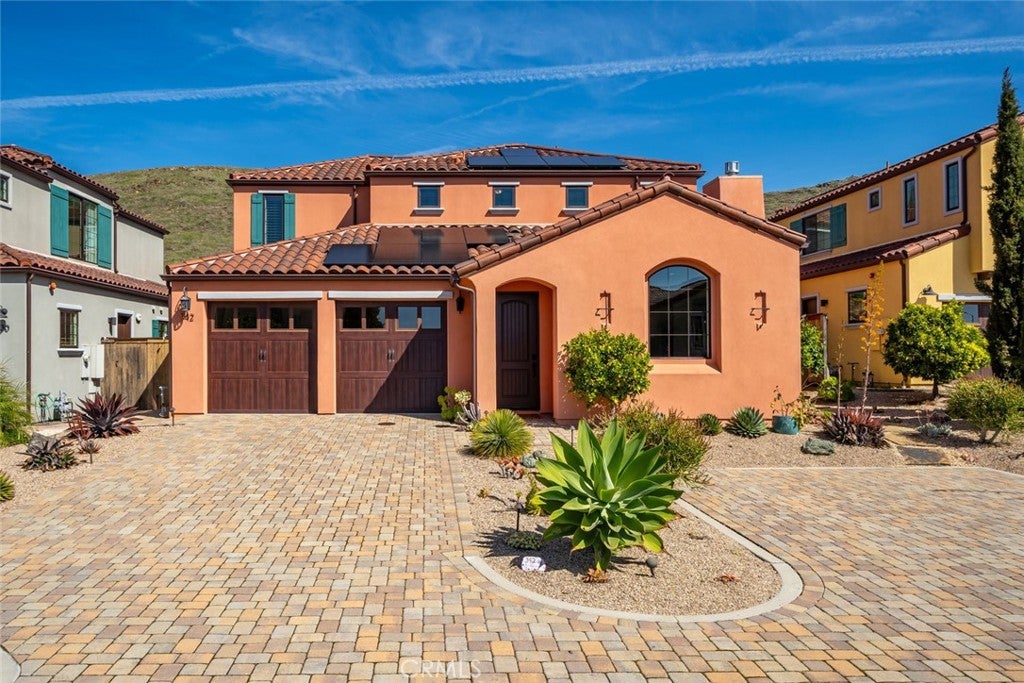 342 Tresana Lane