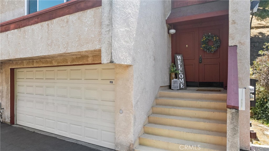 1076 S Garfield Avenue