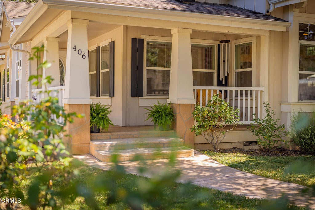 406 E Aliso Street