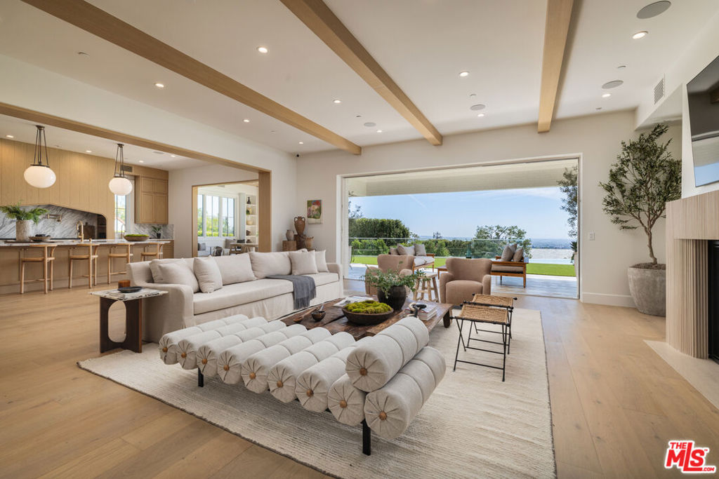 1682 San Onofre Drive