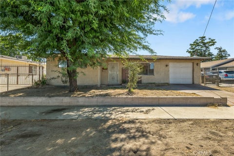 Photo of 1016 Webster ST, Redlands, CA 92374 (MLS # CV26181722)