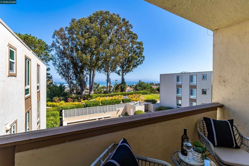 340 Vallejo Dr 83