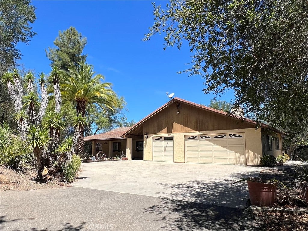 26355 Avenida del Oro